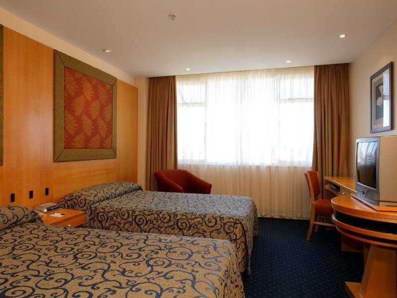 Copthorne Hotel Christchurch Central Экстерьер фото
